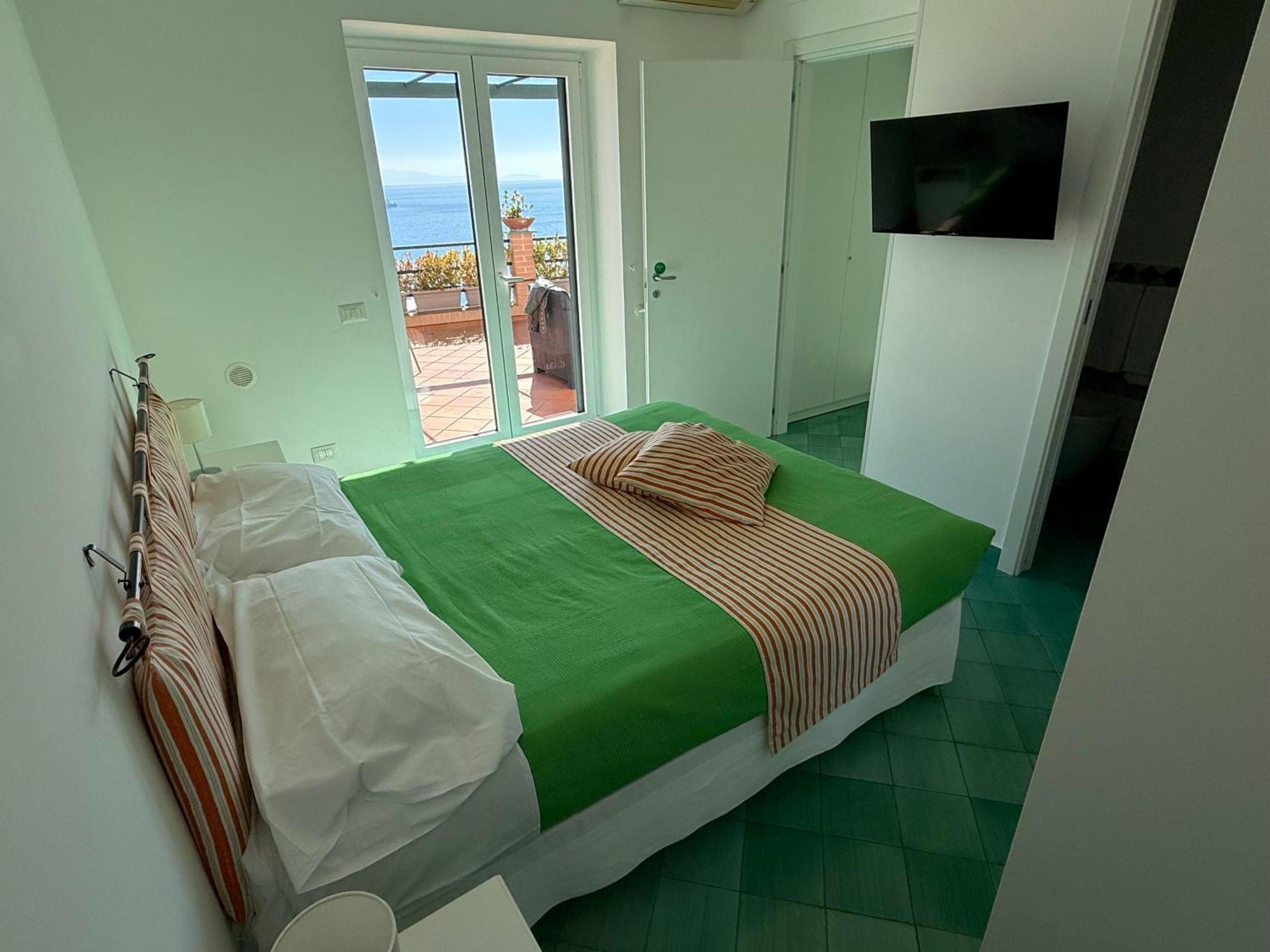 Casa Gabriella - Amalfi Coast - Free Parking - Full Sea View Villa วิเอตริ ภายนอก รูปภาพ