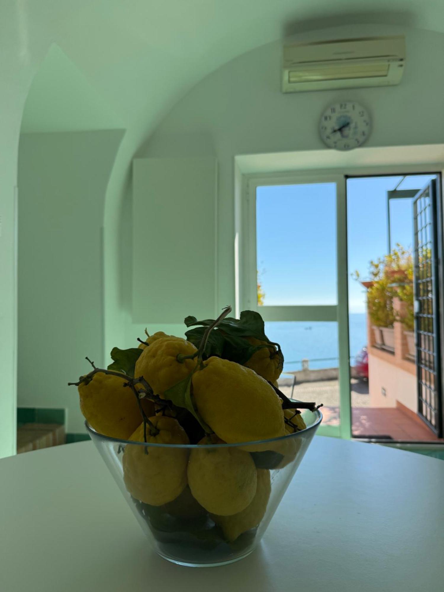 Casa Gabriella - Amalfi Coast - Free Parking - Full Sea View Villa วิเอตริ ภายนอก รูปภาพ